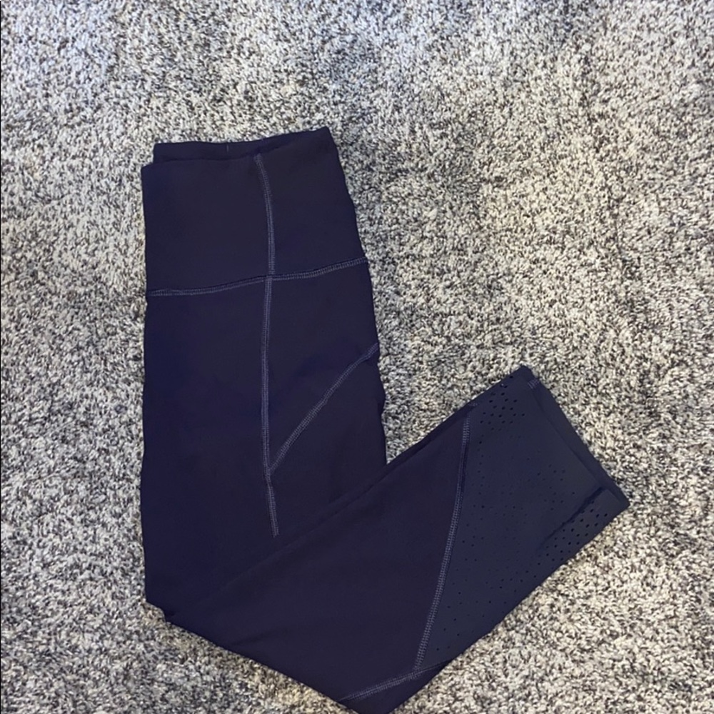 Lululemon Plum Cropped Leggings